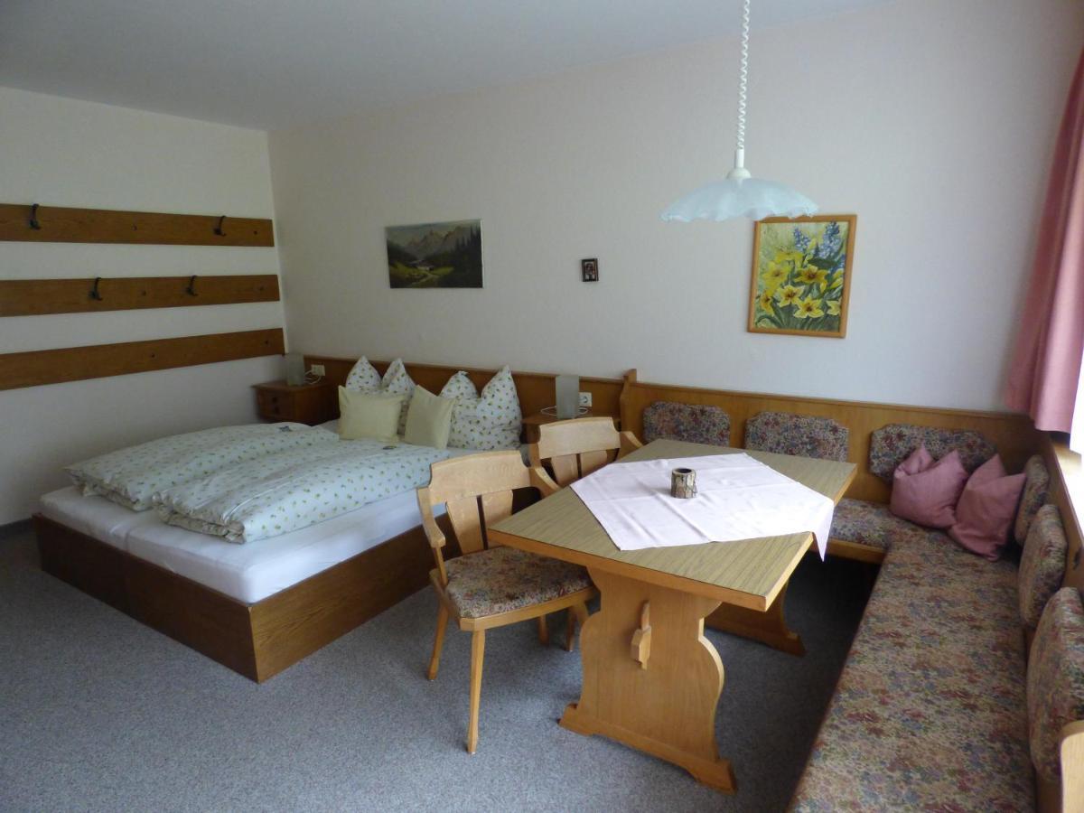 Hôtel Haus Alpenland à Tannheim Extérieur photo