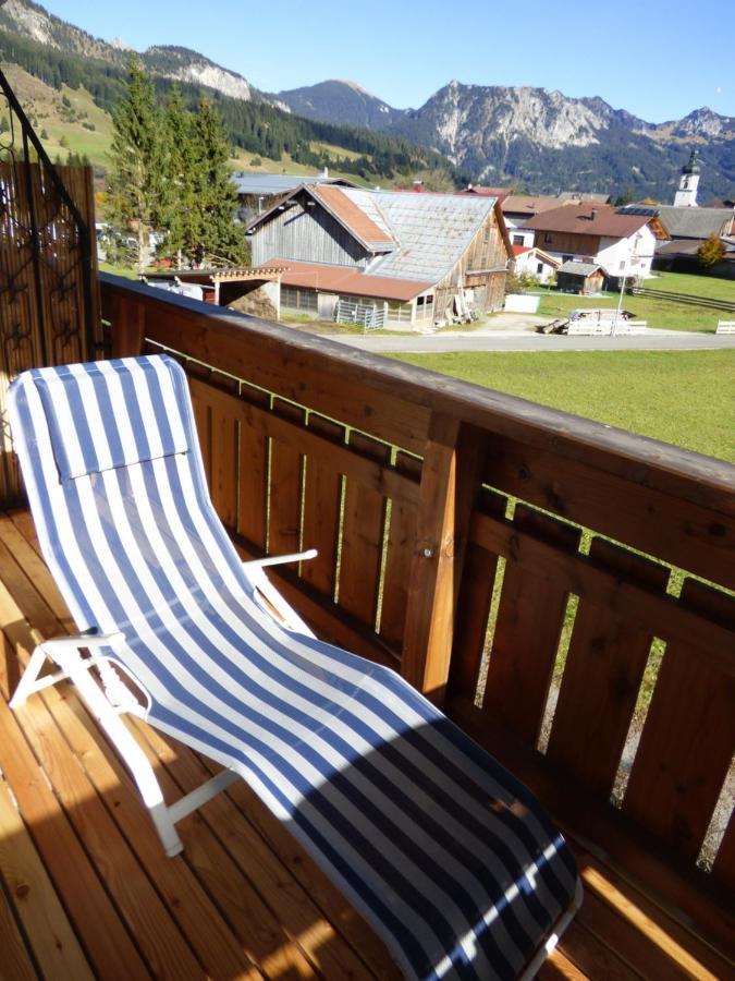 Hôtel Haus Alpenland à Tannheim Extérieur photo